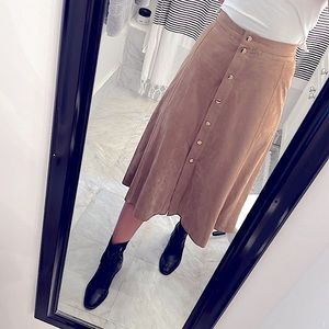 Aritzia Wilfred Gaudin Midi Skirt, Vegan Suede with gold buttons, Size 0